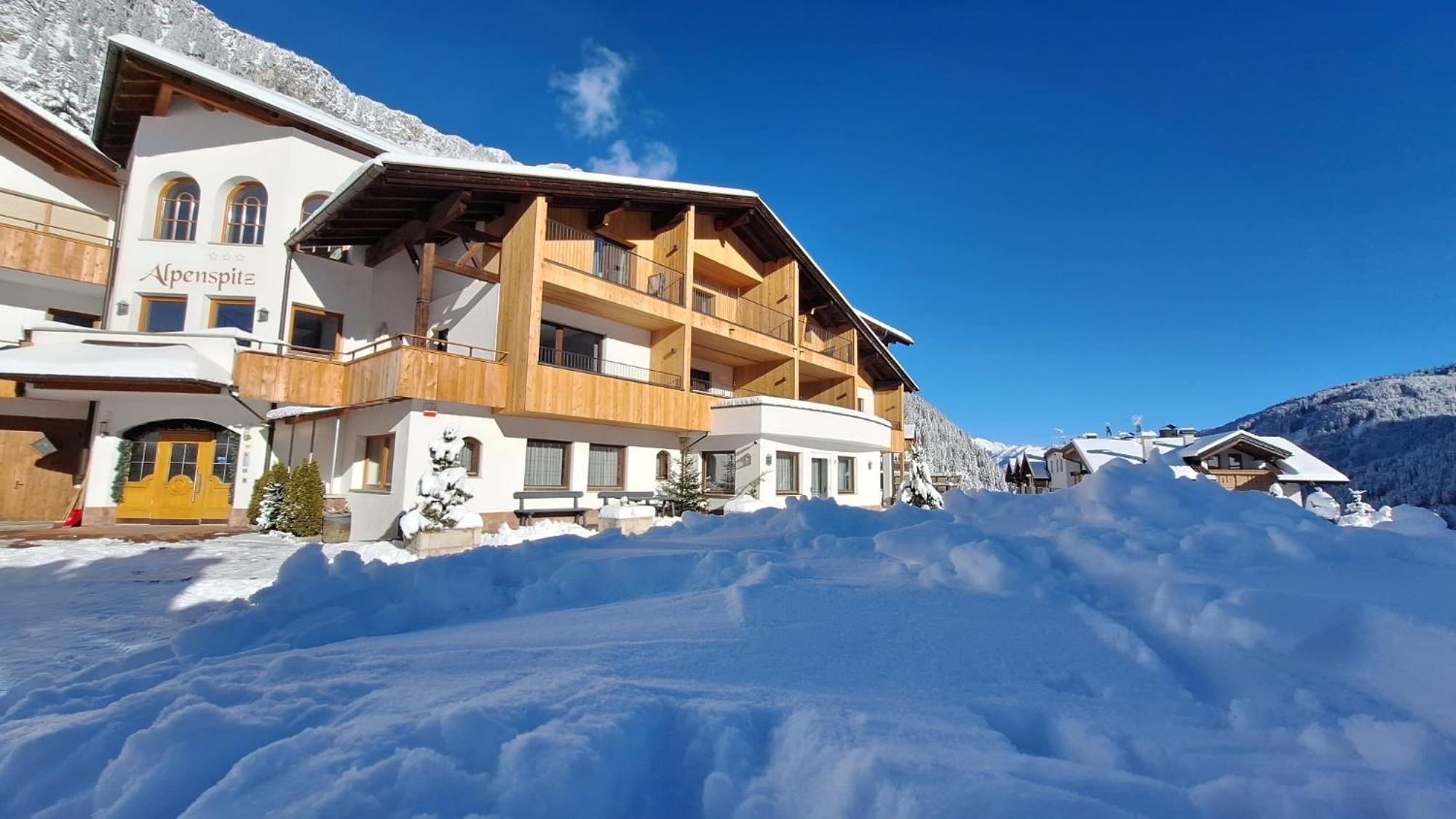 Alpenspitz Appartements - Garni - B&B Racines Exterior foto
